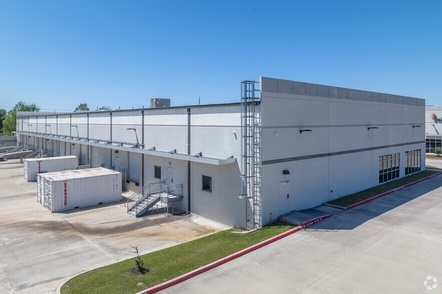 More Photos Of 14426 Medical Complex Dr, Tomball Unknown For Lease