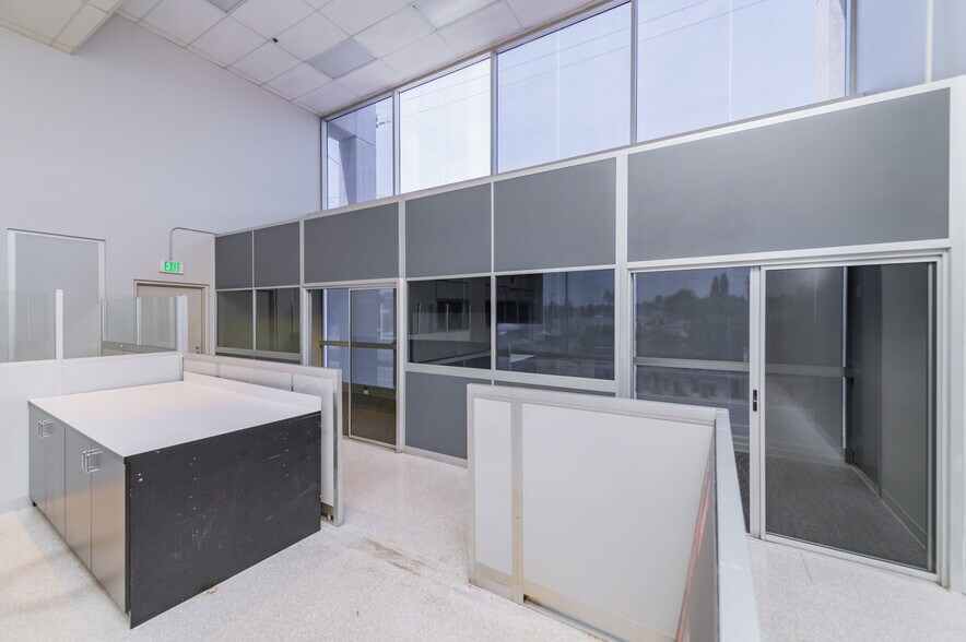 More Photos Of 1166 W Garvey Ave, Monterey Park Flex For Sale