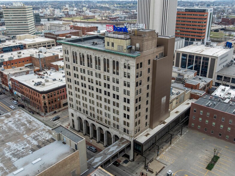 More Photos Of 226 2nd St SE, Cedar Rapids Office For Sale