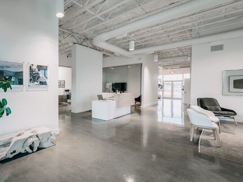 More Photos Of 9555 Harmon Rd, Fort Worth Office For Lease