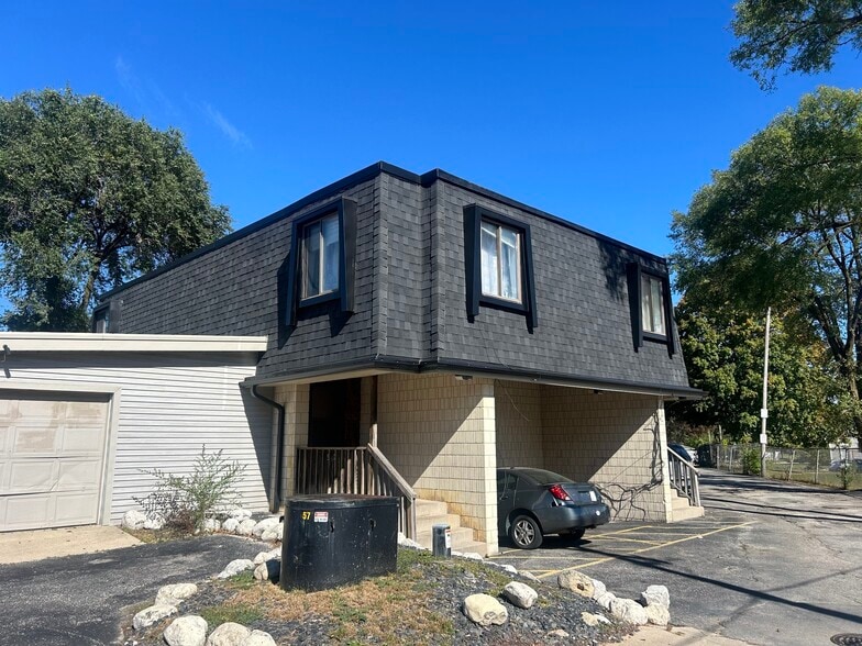 More Photos Of 6972 N 43rd St, Milwaukee Apartments For Sale