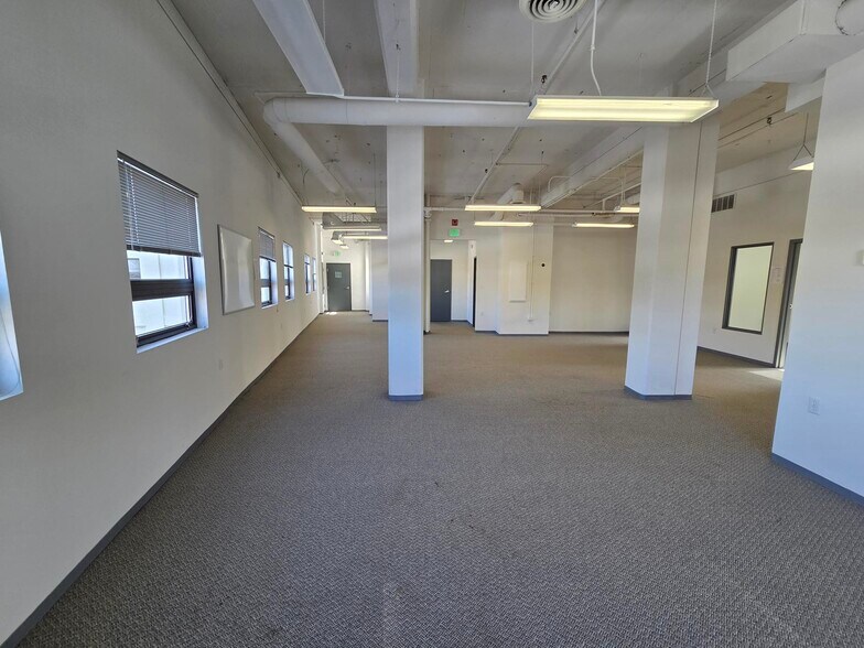 More Photos Of 38 Montvale Ave, Stoneham Office For Lease