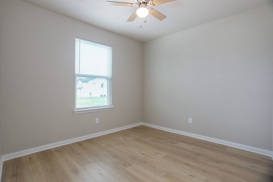 More Photos Of 7210 John Palmer Dr, San Antonio Apartments For Sale