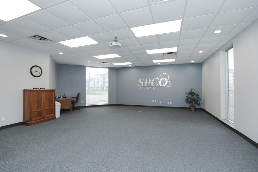 More Photos Of 12755 N Houston Rosslyn Rd, Houston Bank For Sale