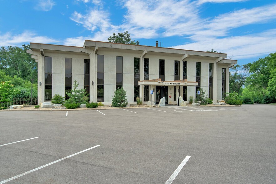 More Photos Of 7777 Washington Ave S, Edina Office For Sale