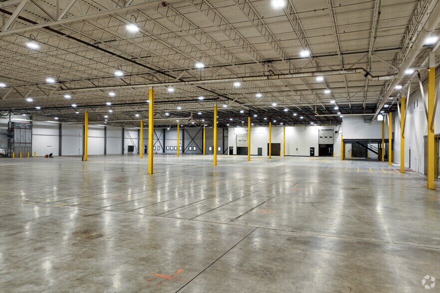 More Photos Of 201 Elizabeth St, Bordentown Warehouse For Lease