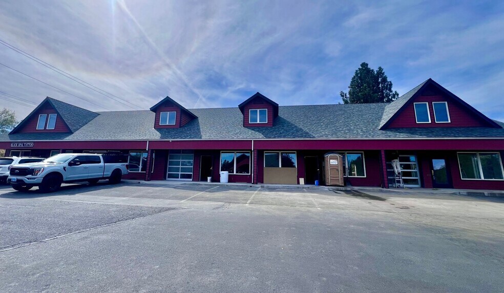 Primary Photo Of 2600 NE Division St, Bend Storefront Retail Office For Lease