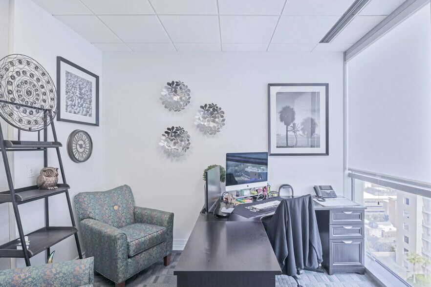 More Photos Of 121-189 S Orange Ave, Orlando Office Residential For Sale