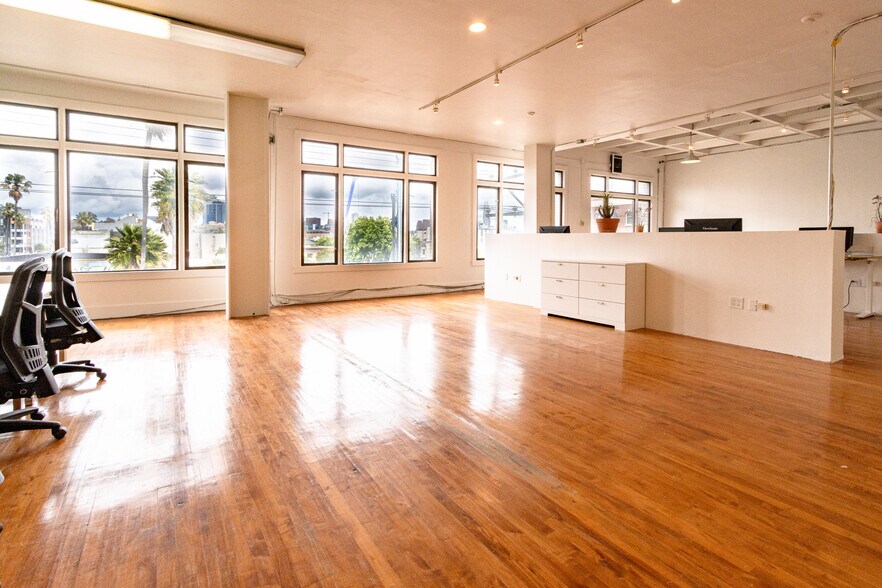 More Photos Of 2001-2017 Mission St, San Francisco Office For Lease