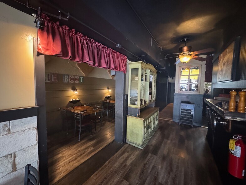 More Photos Of 513-519 Germantown Pike, Lafayette Hill Storefront For Lease