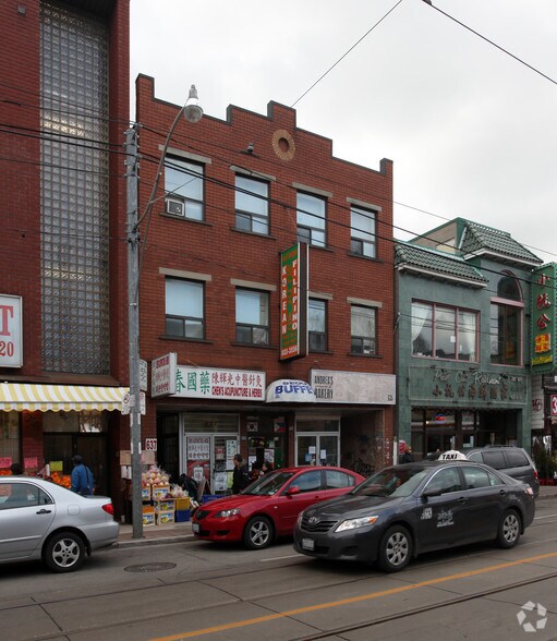 More Photos Of 635-637 Gerrard St E, Toronto Storefront Retail Residential For Lease