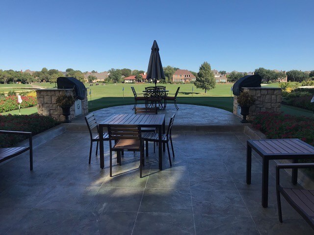 More Photos Of 2201 W Royal Ln, Irving Office For Lease