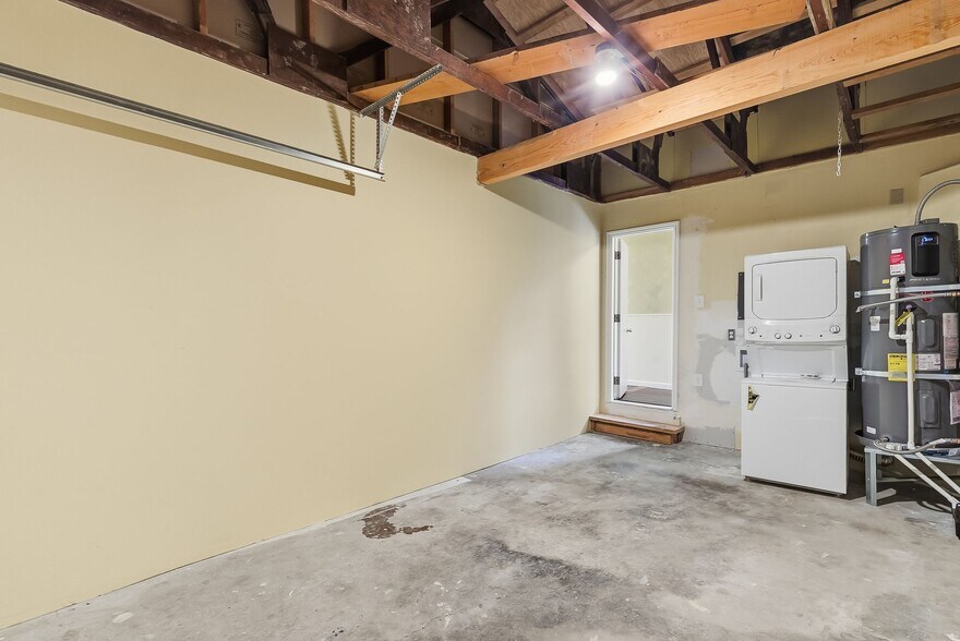 More Photos Of 567 San Geronimo Valley Dr, San Geronimo Apartments For Sale