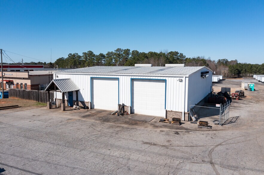 More Photos Of 100 Industrial Blvd, McDonough Service For Lease