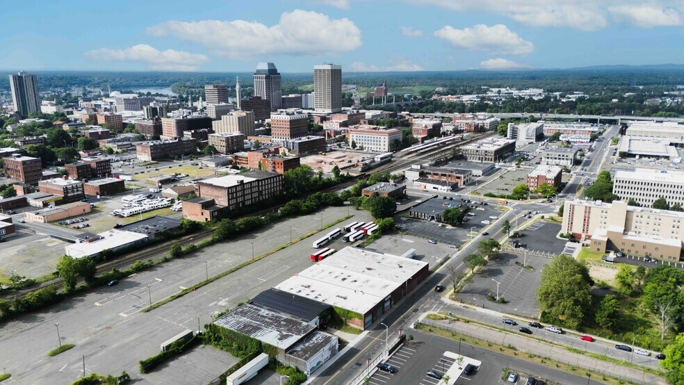 More Photos Of 207 Liberty St, Springfield Food Processing For Sale
