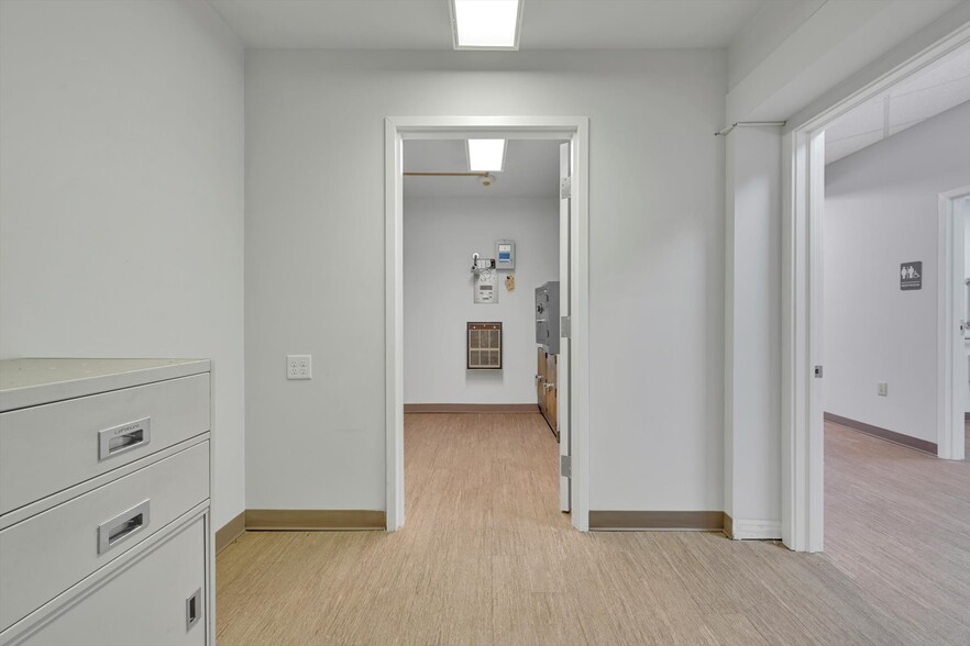 More Photos Of 377 E High St, Pottstown Bank For Sale