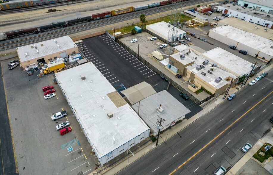 More Photos Of 1247 Brooks St, Ontario Contractor Storage Yard For Lease