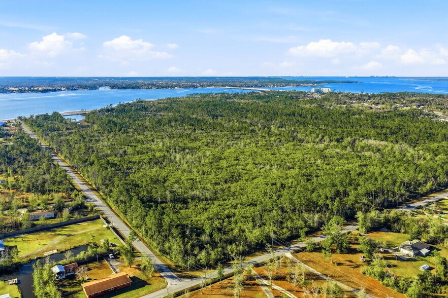 Primary Photo Of Daffin Lake Rd @ Highway 77, Panama City Land For Sale