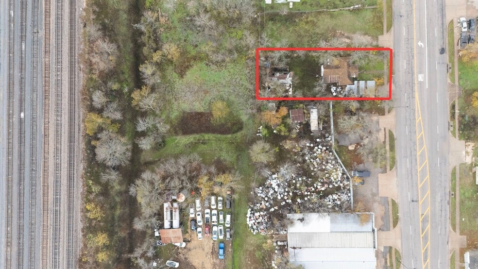 More Photos Of 919 W 2nd St, Taylor Land For Sale