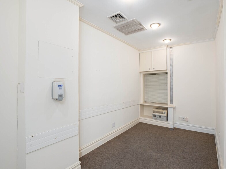 More Photos Of 145 W 86th St, New York Apartments For Sale