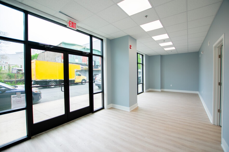 More Photos Of 1420 Point Breeze Ave, Philadelphia Apartments For Lease