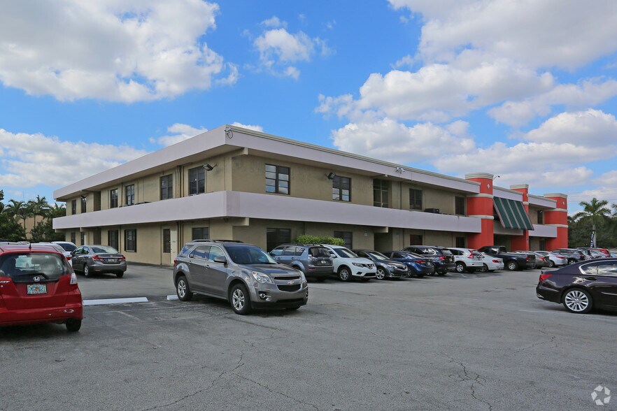 More Photos Of 13550 SW 88th St, Miami Medical For Lease