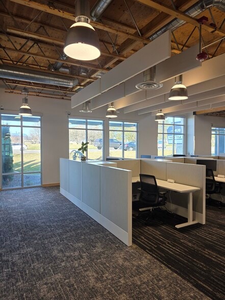 More Photos Of 2713 N 20th Ave, Pasco Office For Lease