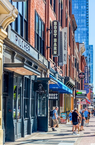 More Photos Of 144 2nd Ave N, Nashville Office For Sale