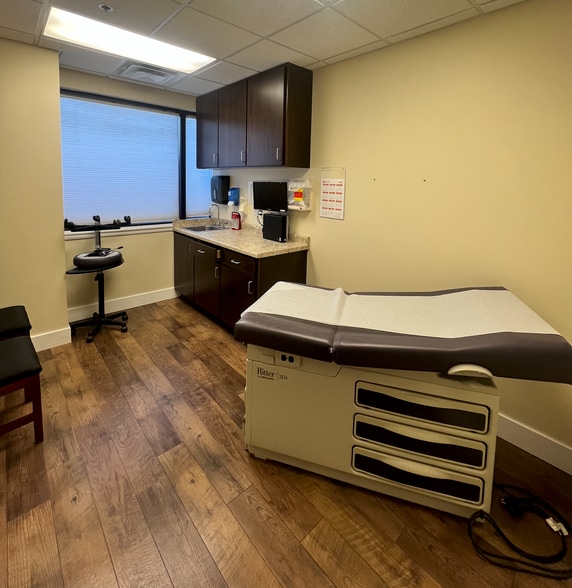 More Photos Of 1055 N 300 W, Provo Medical For Lease