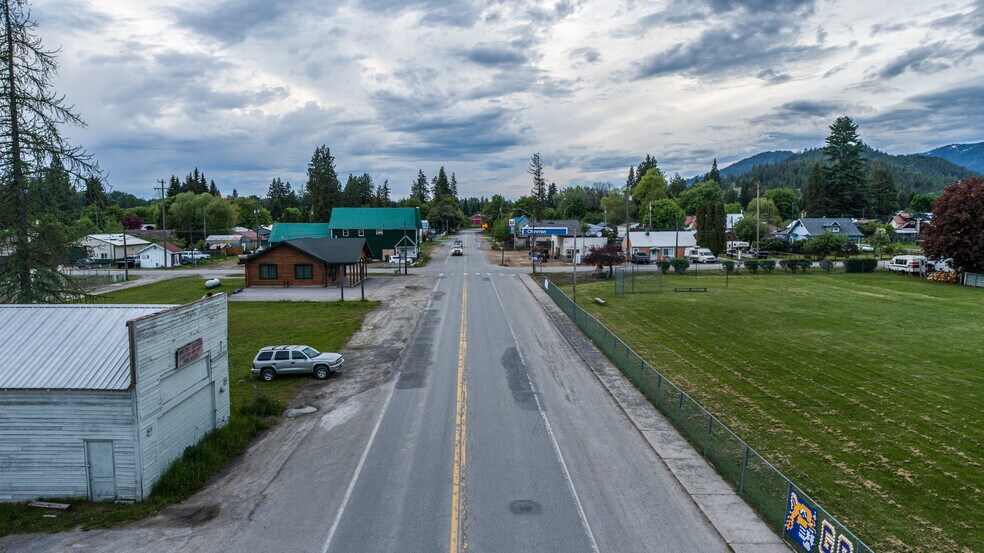 More Photos Of 118 4th ave, Clark Fork Supermarket For Sale