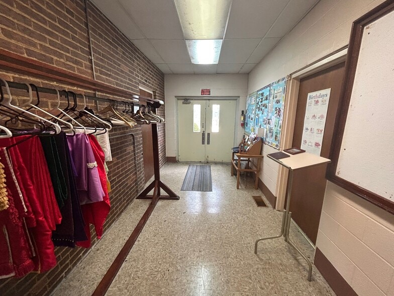 More Photos Of 4051 2nd Creek rd, Blanchester Religious Facility For Sale