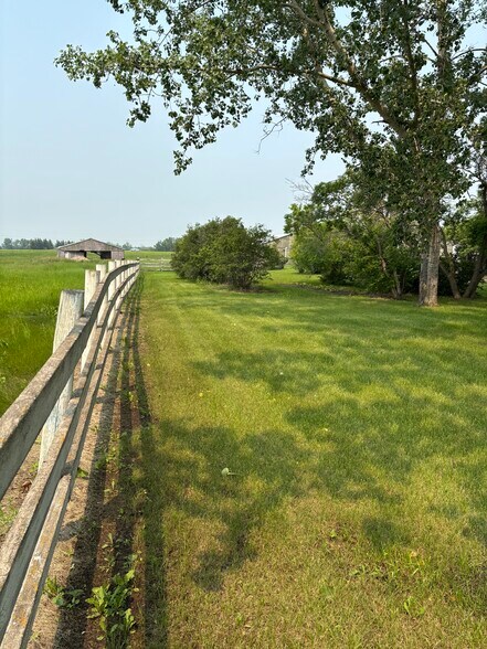 More Photos Of 23118 Old Fort Trl, Sturgeon County Land For Sale