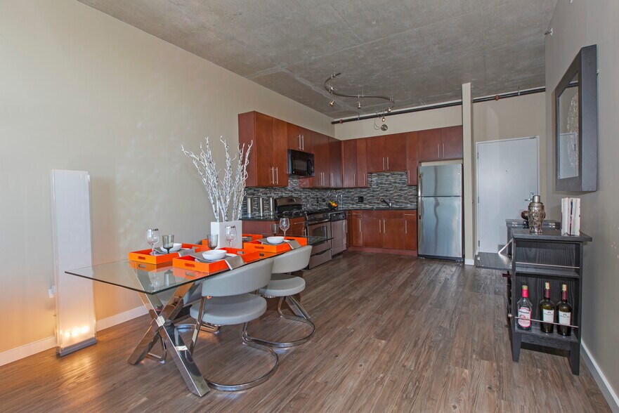 More Photos Of 1401 S State St, Chicago Apartments For Lease