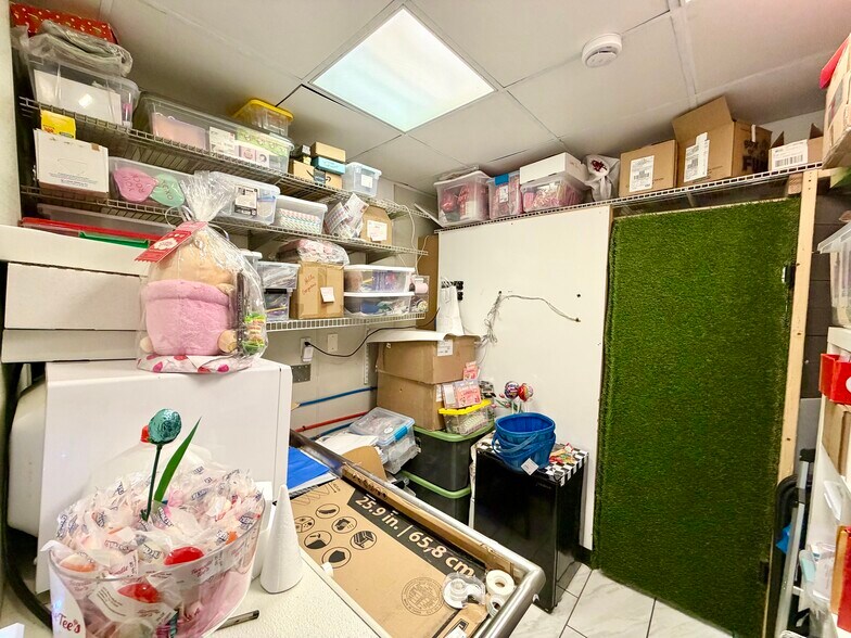 More Photos Of 522 Bloomfield Ave, Verona Storefront Retail Residential For Sale