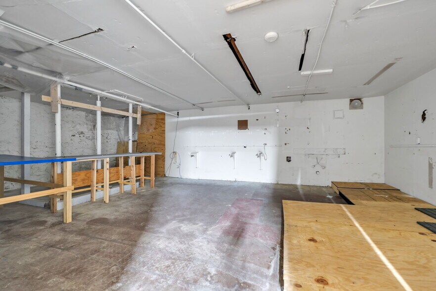 More Photos Of 1000-1008 Parsons Ave, Columbus Apartments For Lease