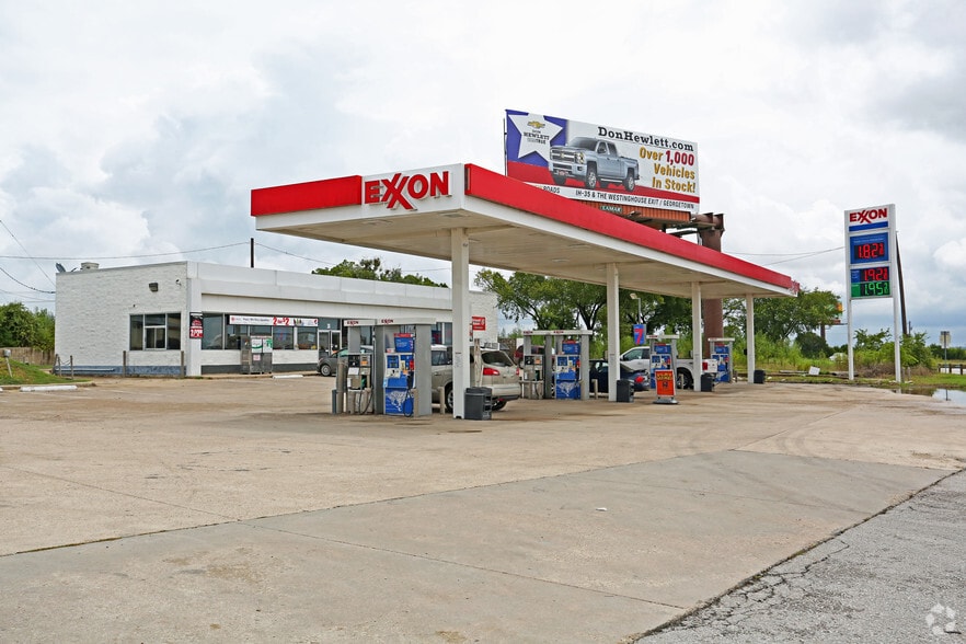 Primary Photo Of 30 N Highway 183, Liberty Hill Service Station For Sale