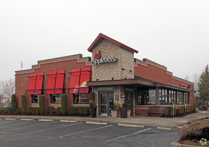 More Photos Of 1901-1913 S 72nd St, Tacoma Unknown For Lease