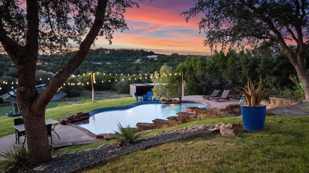 More Photos Of 4607 R O Dr, Spicewood Lodge Meeting Hall For Sale
