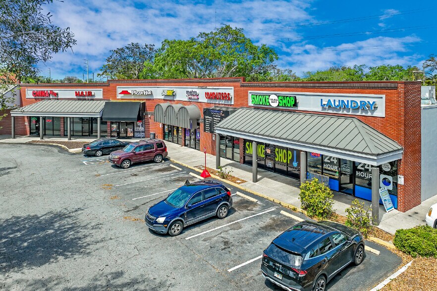 More Photos Of 1943 N Pinellas Ave, Tarpon Springs Storefront For Sale