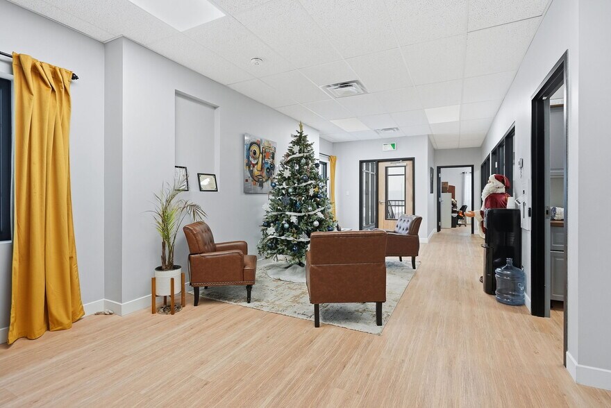 More Photos Of 224 Robot St, Vars Warehouse For Sale
