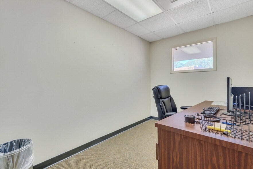 More Photos Of 11706 Mercy Blvd, Savannah Medical For Lease