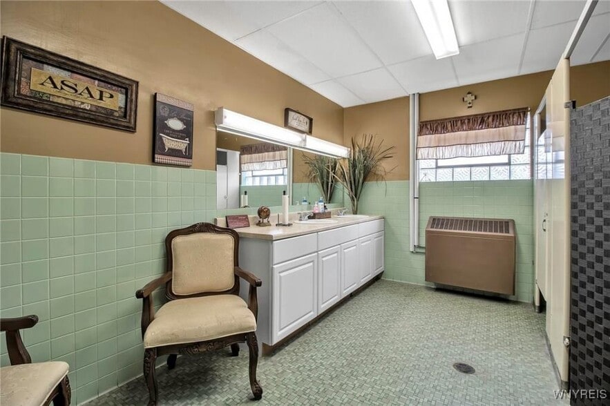 More Photos Of 115 Gold St, Buffalo Religious Facility For Sale