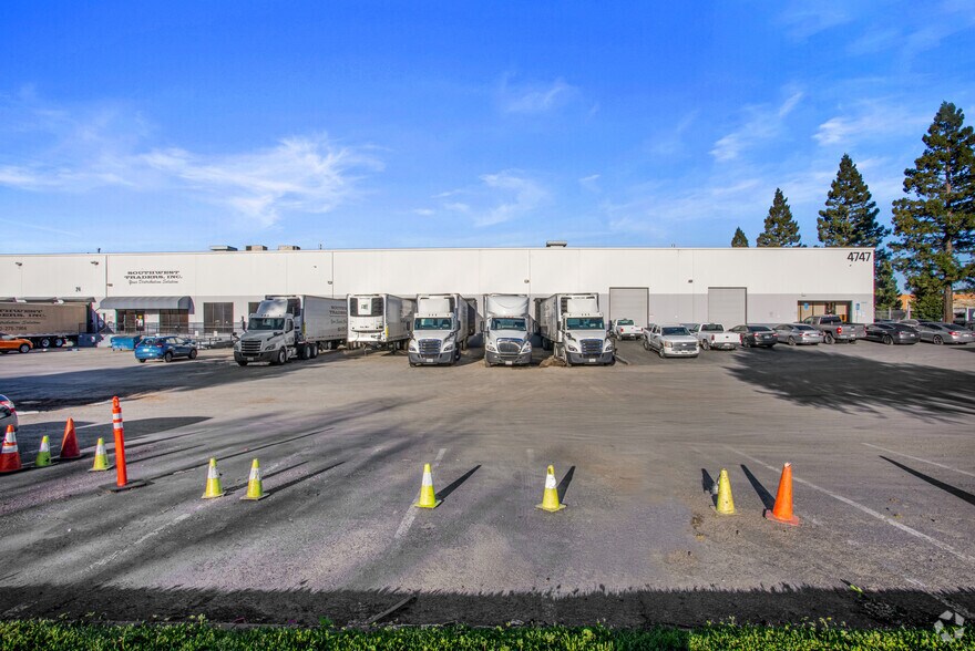 More Photos Of 4747 Frontier Way, Stockton Refrigeration Cold Storage For Lease
