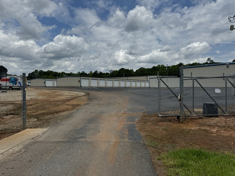 Primary Photo Of Martin Luther King Jr Dr, Eatonton Self Storage For Sale