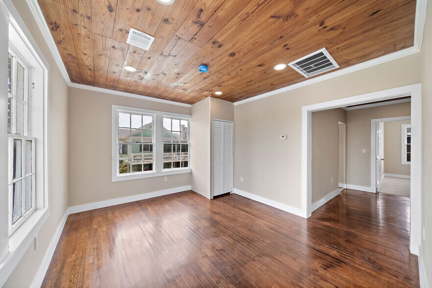 More Photos Of 1811 21st St, Galveston Apartments For Sale