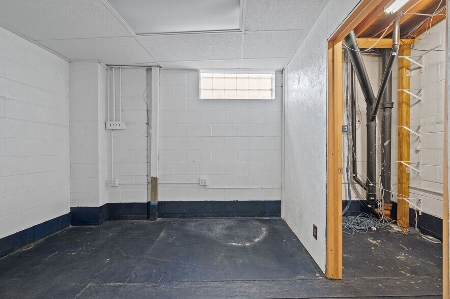 More Photos Of 5335 Butler St, Pittsburgh Storefront Retail Residential For Sale