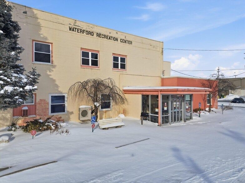 More Photos Of 5640 Williams Lake Rd, Waterford Township Light Manufacturing For Sale