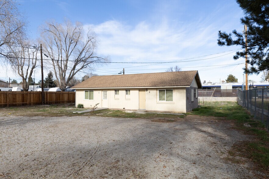 More Photos Of 1940 Prater Way, Sparks Storefront Retail Residential For Sale