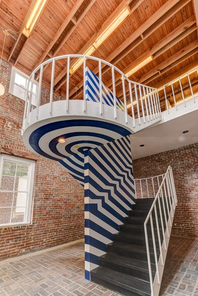 More Photos Of 220 E Forsyth St, Jacksonville Loft Creative Space For Lease