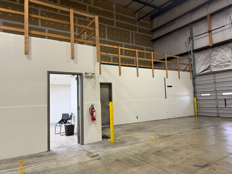 More Photos Of 116 Satterlee Rd, Dubois Warehouse For Lease